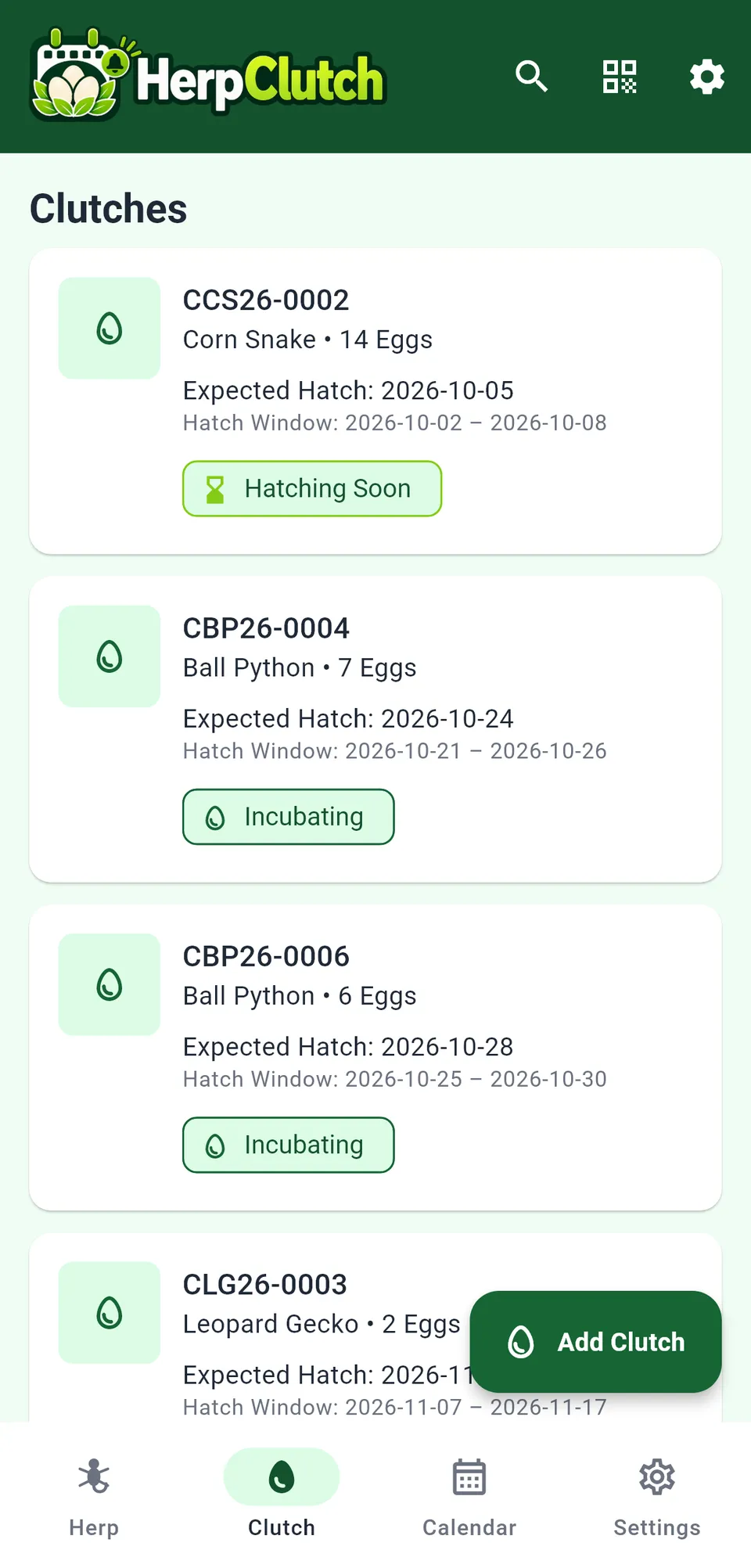 HerpClutch Clutch screen: clutches with their expected hatch date, hatch window and status — Hatching Soon or Incubating.
